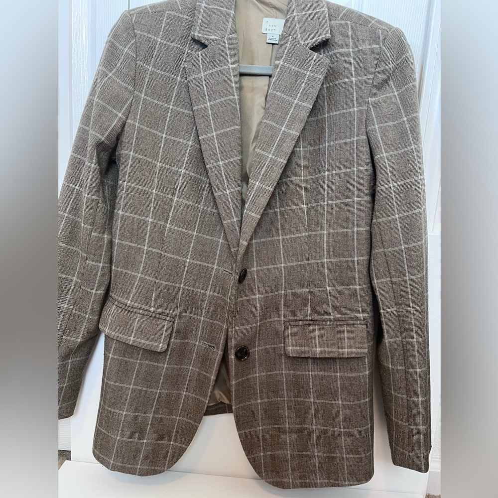 Vintage vibe Plaid Blazer size 4